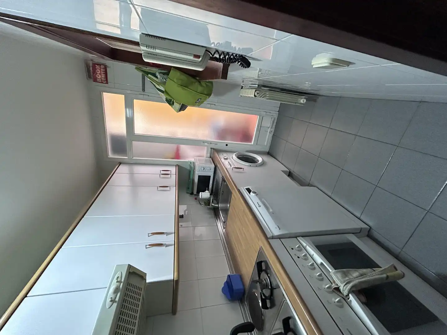 Habitació a Calle de la Esperanza, 10, Embajadores - Lavapiés Cuina de Pis per a compartir en Madrid amb Calefacció, Terrassa i Moblat