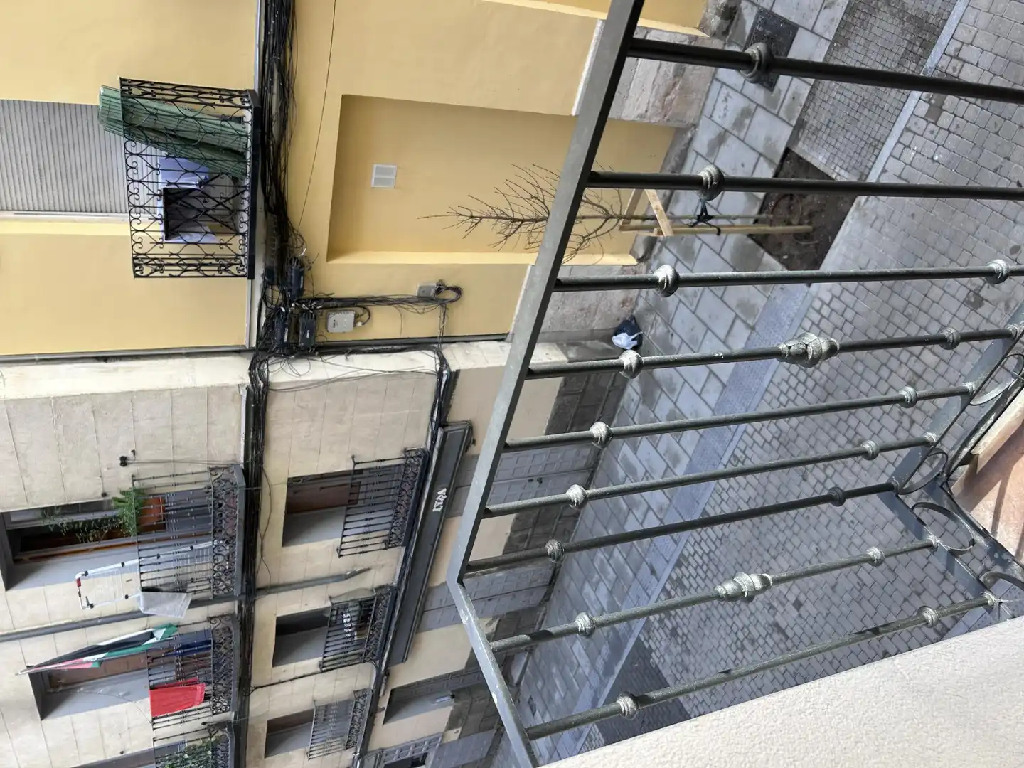 Habitació a Calle de la Esperanza, 10, Embajadores - Lavapiés Terrassa de Pis per a compartir en Madrid amb Calefacció, Terrassa i Moblat