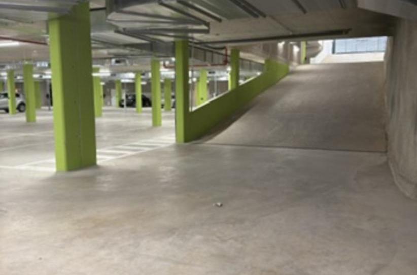 Garatge de lloguer a Carrer de Sant Jordi, 54, Montesa, Esplugues de Llobregat - imatge 1 Foto 1 de Garatge de lloguer a Carrer de Sant Jordi, 54, Montesa, Esplugues de Llobregat