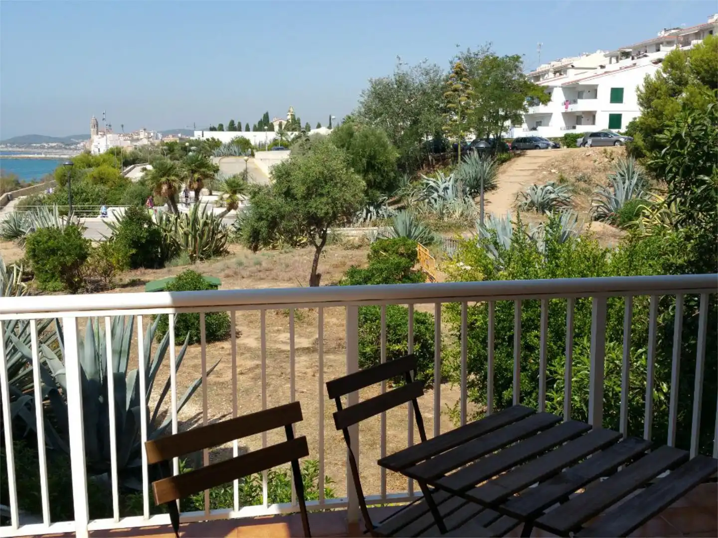 Einfamilien-Reihenhaus zur Miete in Carrer de Joan Salvat Papasseit, 4, Aiguadolç - Sant Sebastià Einfamilien-Reihenhaus zur Miete in Carrer de Joan Salvat Papasseit, 4, Aiguadolç - Sant Sebastià