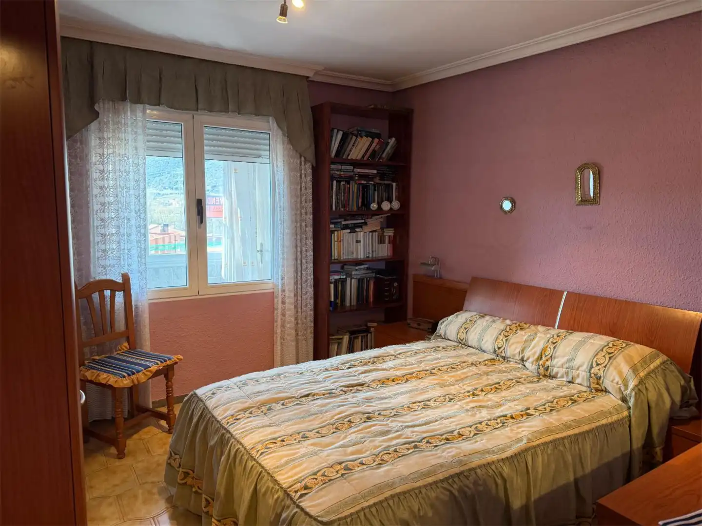 Piso en venta en Calle Ramón y Cajal, 22, La Robla Habitación de Piso en venta en La Robla con Calefacción, Terraza y Trastero
