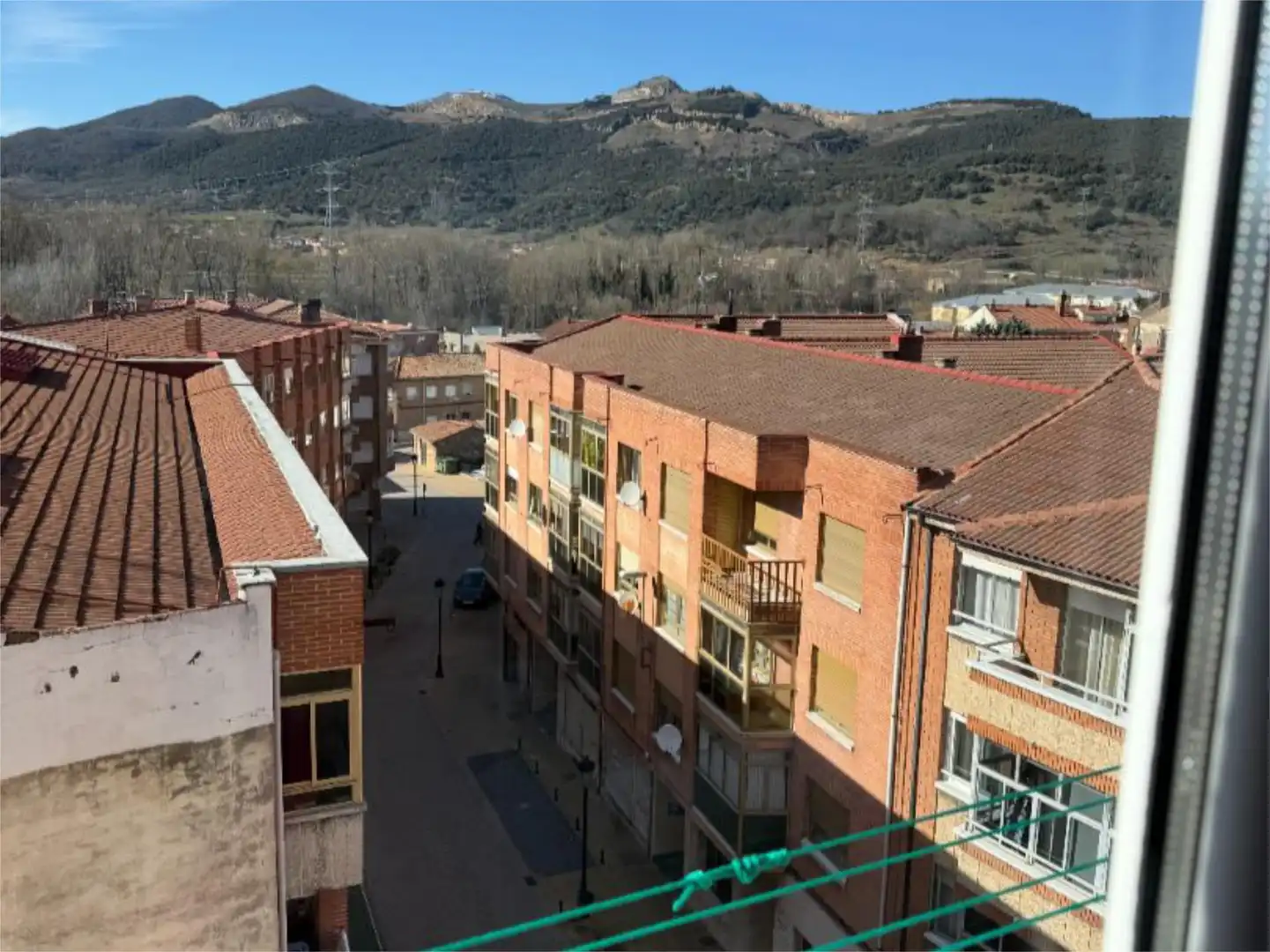 Piso en venta en Calle Ramón y Cajal, 22, La Robla Vista exterior de Piso en venta en La Robla con Calefacción, Terraza y Trastero
