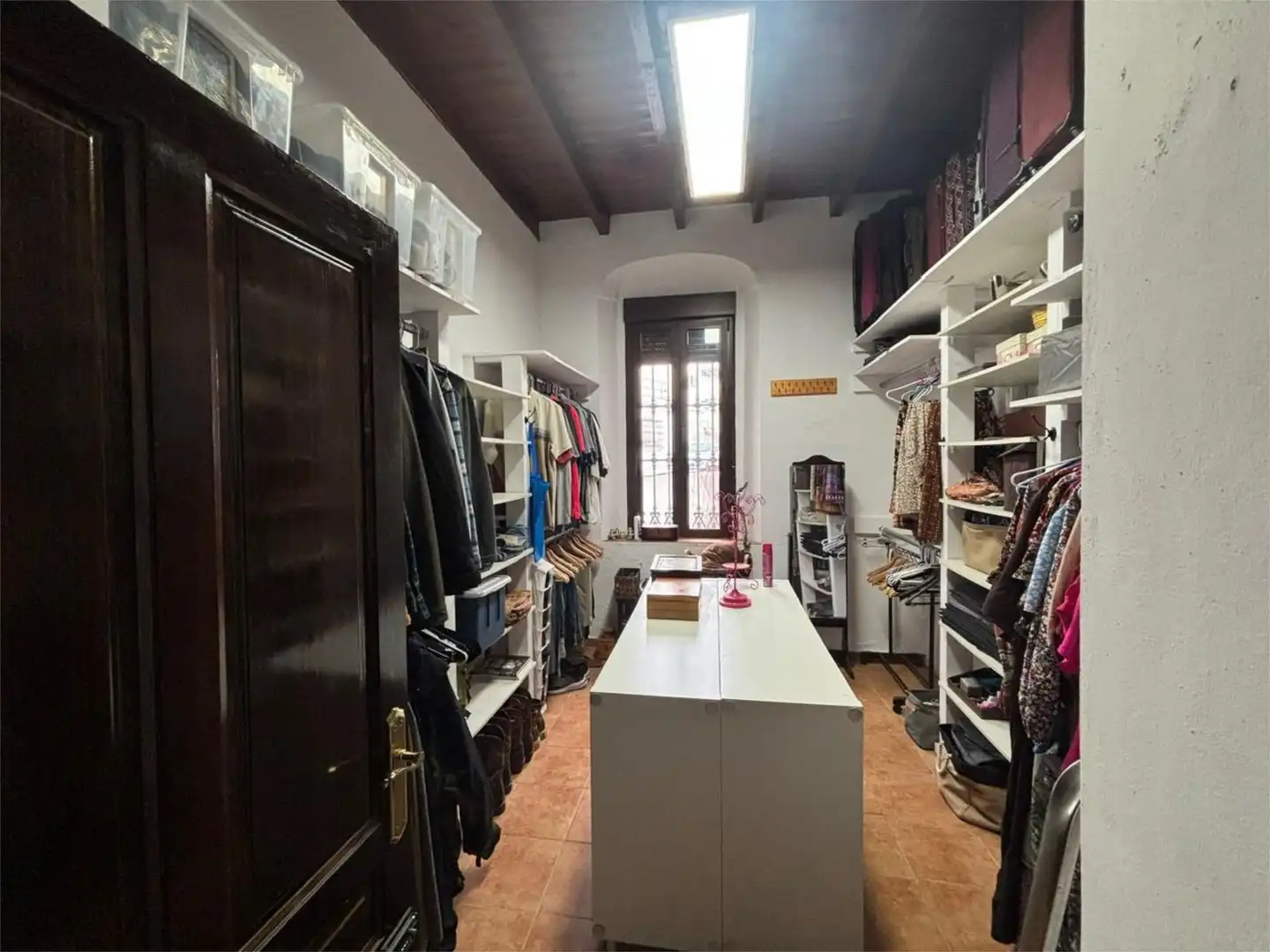Wohnung zum Verkauf in Carrión de los Céspedes mit Klimaanlage, Heizung und Privatgarten