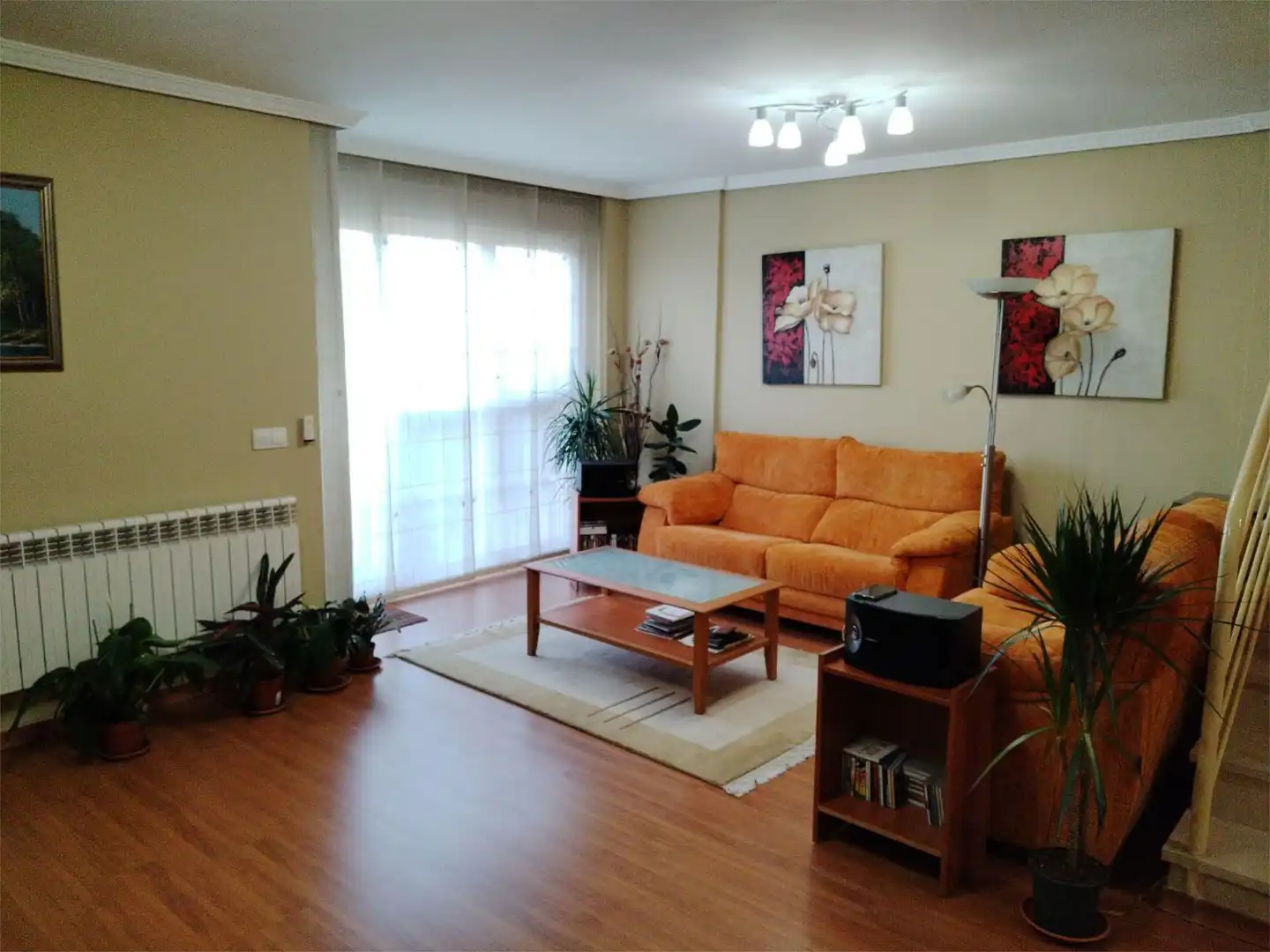 Wohnung zum Verkauf in Sector Sector R-2, 8, Nájera Wohnzimmer von Wohnung zum Verkauf in Nájera mit Klimaanlage, Heizung und Privatgarten
