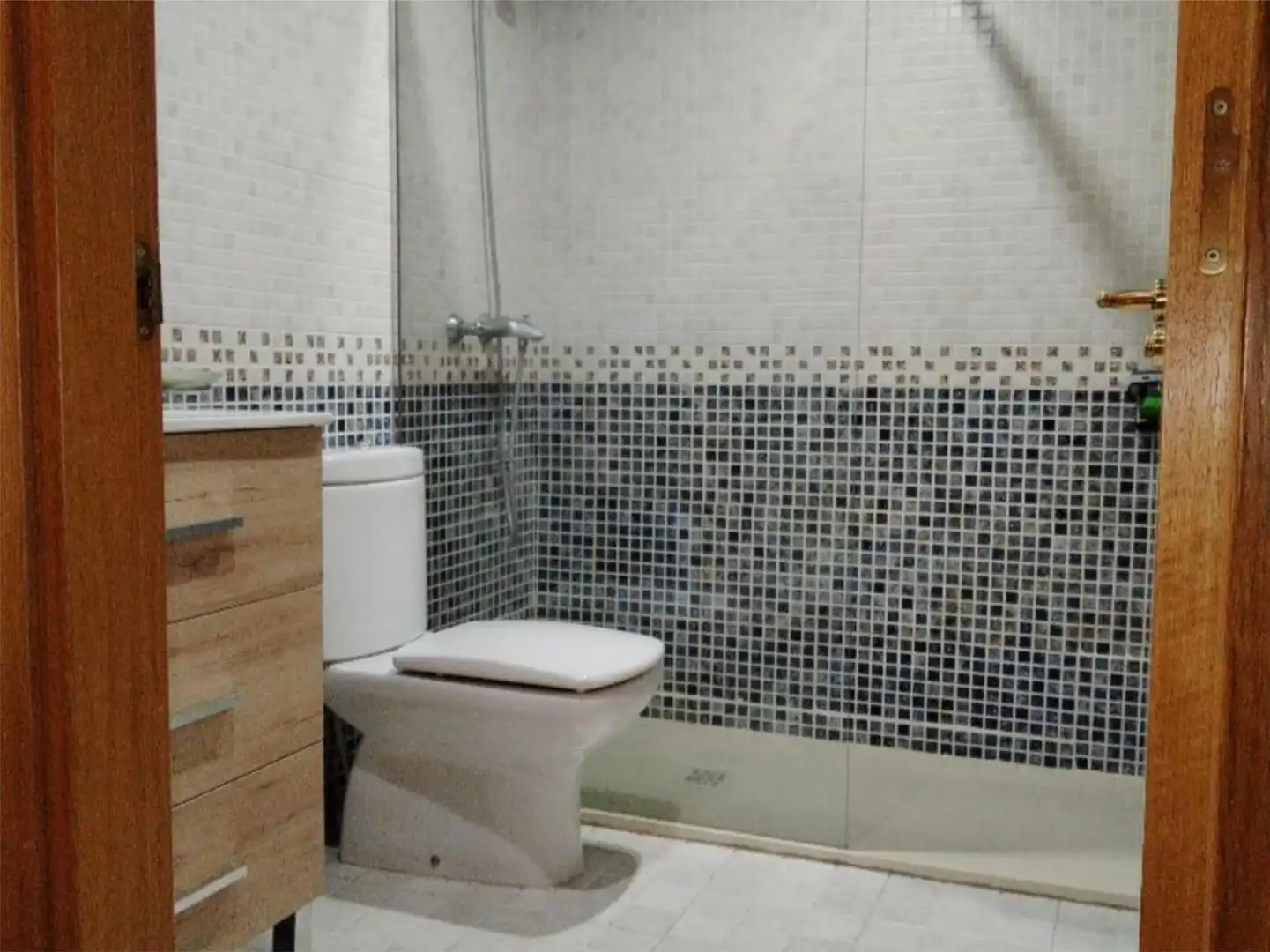 Wohnung zum Verkauf in Sector Sector R-2, 8, Nájera Badezimmer von Wohnung zum Verkauf in Nájera mit Klimaanlage, Heizung und Privatgarten