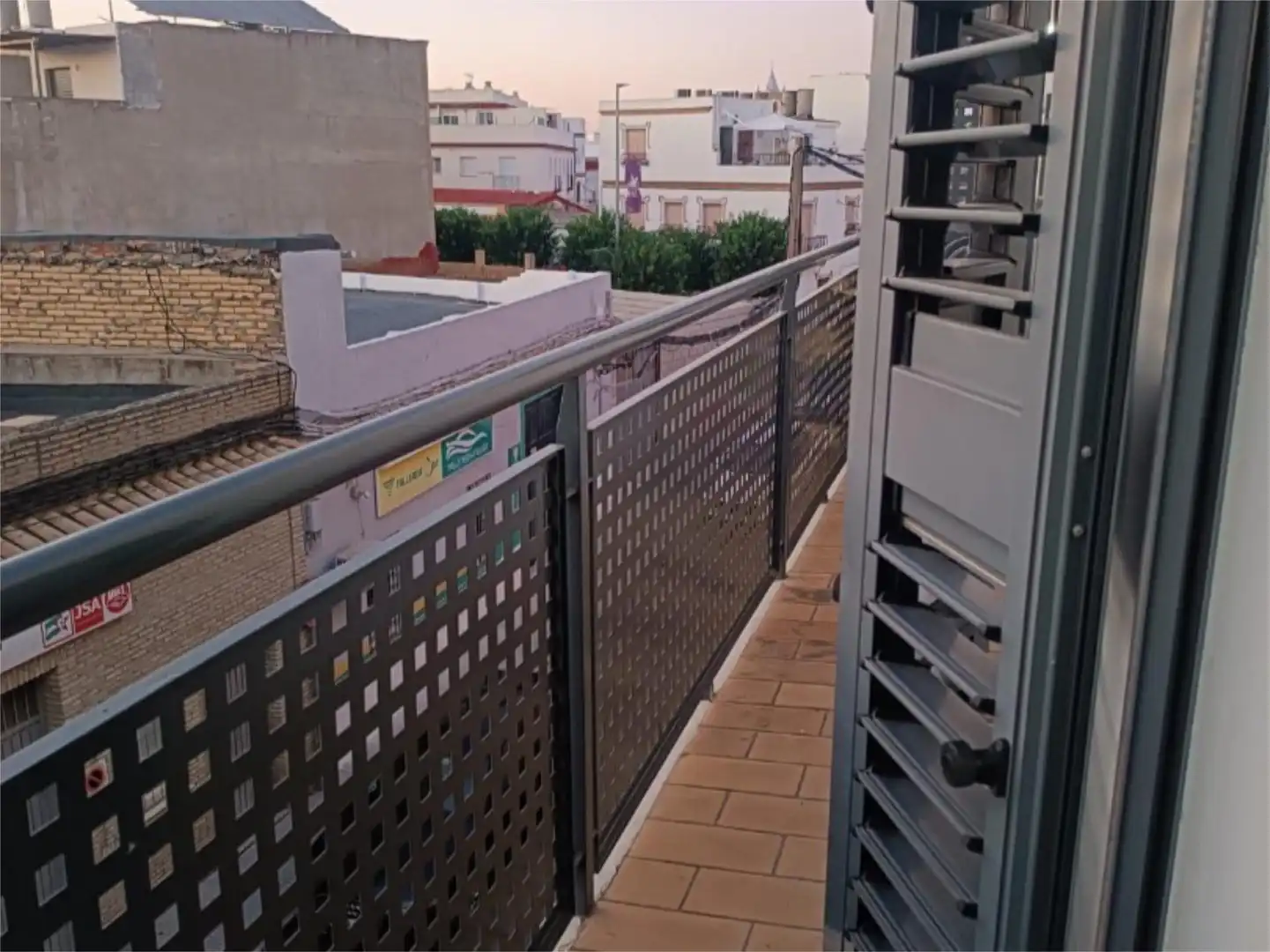 Pis en venda a Calle Gladiolo, 3, La Algaba Terrassa de Pis en venda en La Algaba amb Aire condicionat, Calefacció i Terrassa