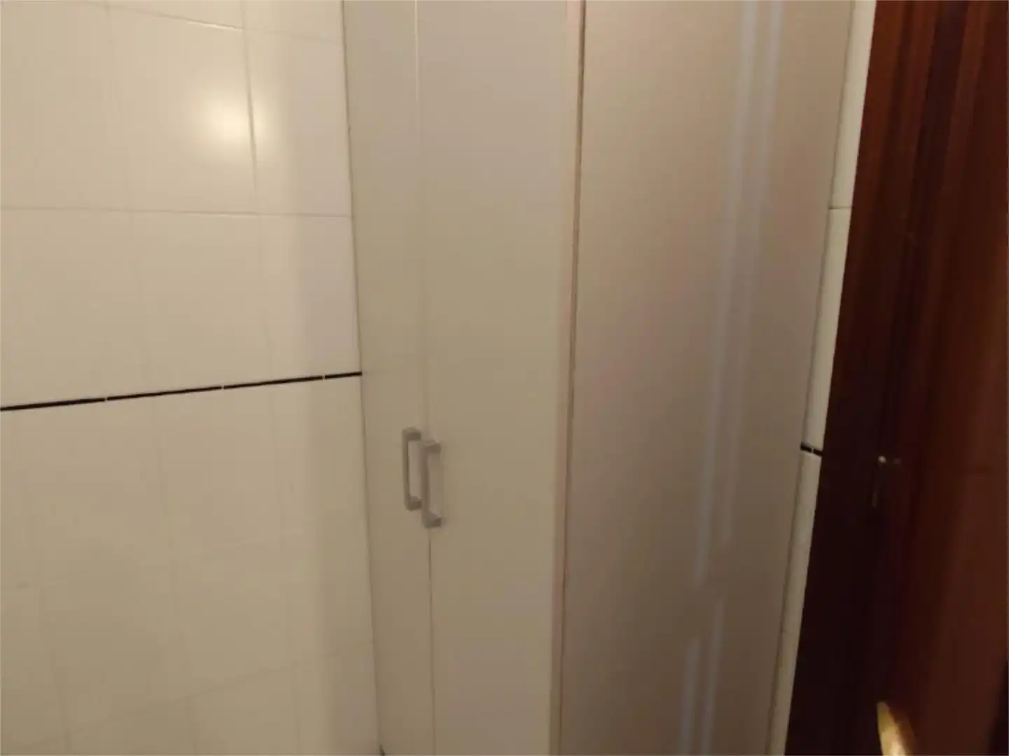 Piso en venta en Avenida Casanova de Eirís, 27, Los Castros - Castrillón Baño de Piso en venta en A Coruña Capital con Calefacción, Parquet y Amueblado