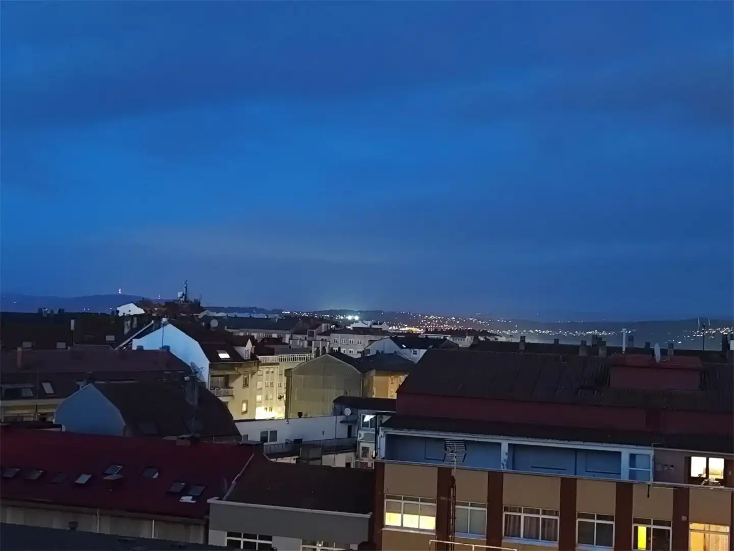 Piso en venta en Avenida Casanova de Eirís, 27, Los Castros - Castrillón Vista exterior de Piso en venta en A Coruña Capital con Calefacción, Parquet y Amueblado