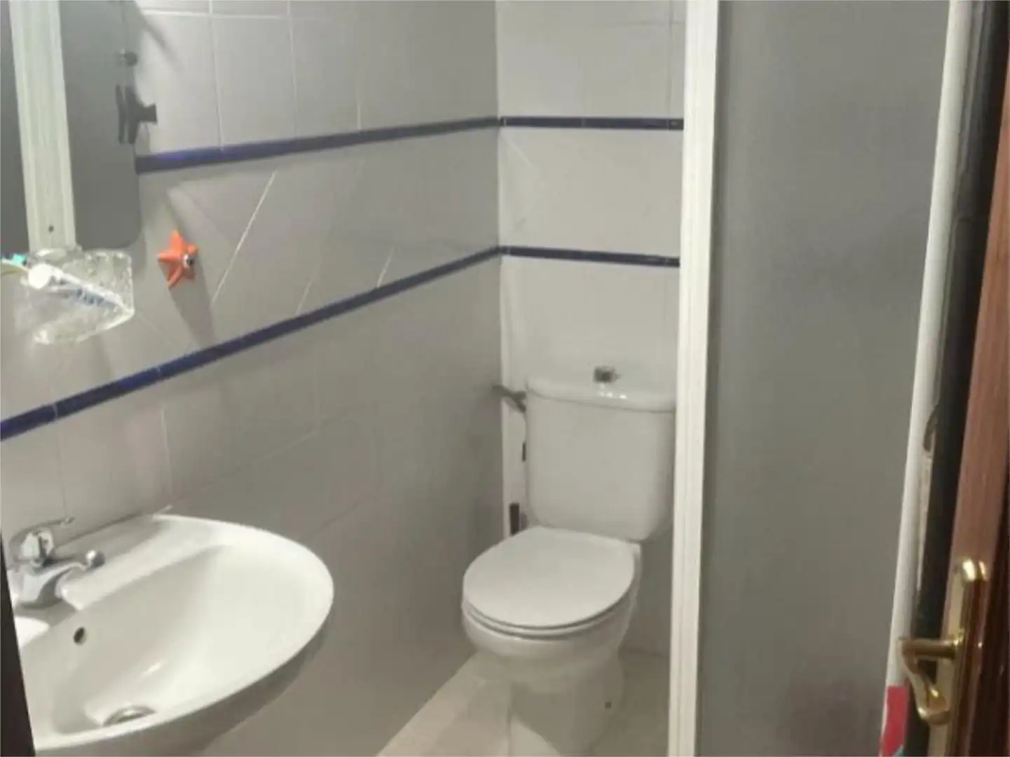 Baño de Piso en venta en Cortegana con Aire acondicionado, Calefacción y Terraza