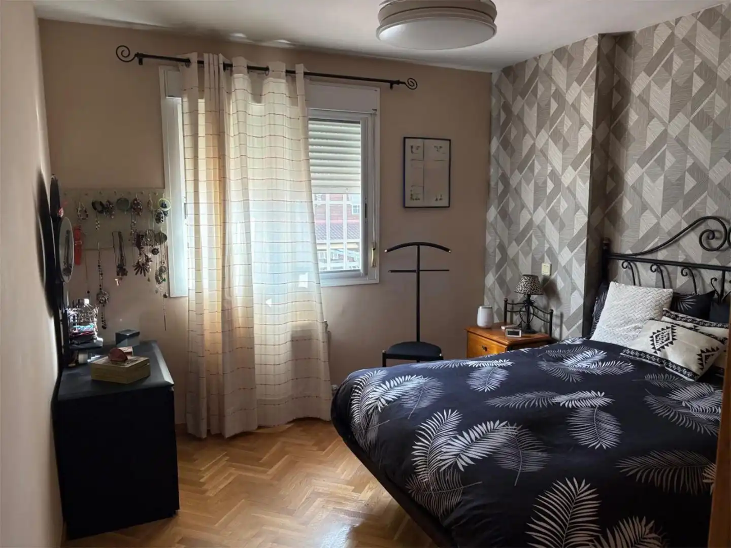 Casa adosada en venda a Getafe Norte Dormitori de Casa adosada en venda en Getafe amb Aire condicionat, Calefacció i Jardí privat