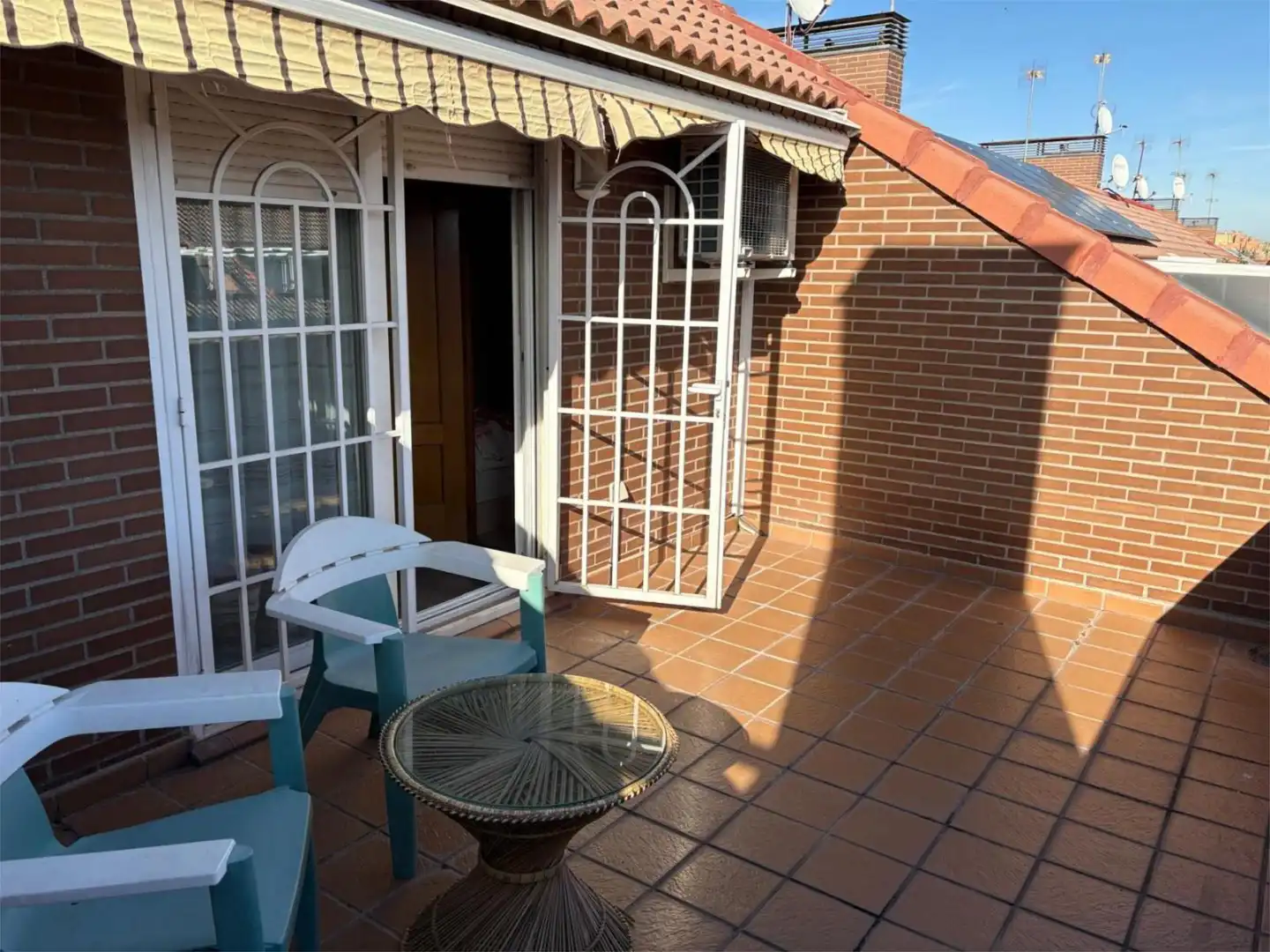 Casa adosada en venda a Getafe Norte Terrassa de Casa adosada en venda en Getafe amb Aire condicionat, Calefacció i Jardí privat