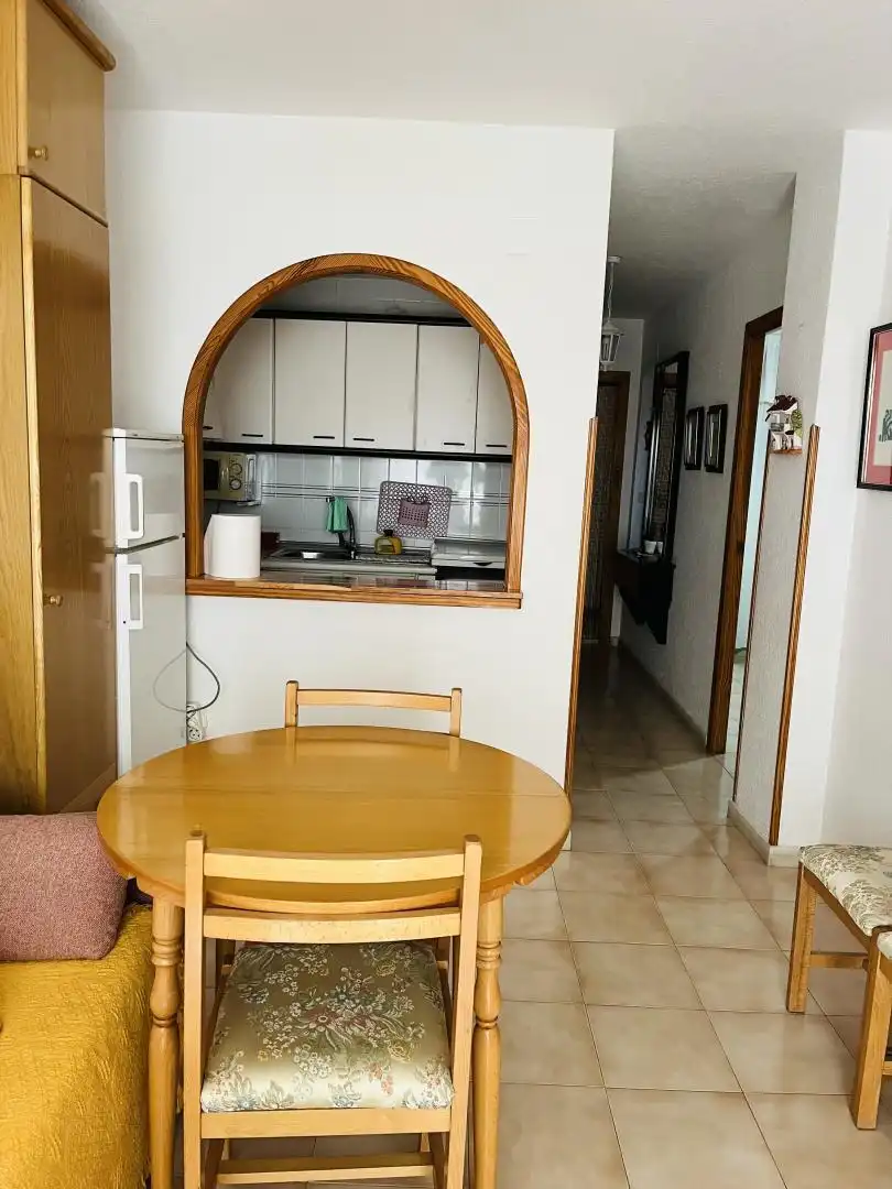 Flat for rent in Edif.playa, 12, Mil Palmeras Flat for rent in Edif.playa, 12, Mil Palmeras