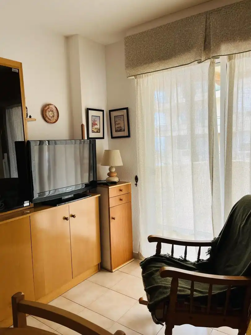 Flat for rent in Edif.playa, 12, Mil Palmeras Flat for rent in Edif.playa, 12, Mil Palmeras