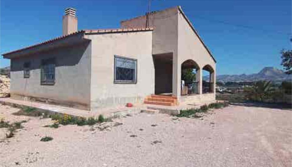 Casa adosada en venta en Campo Alto - Club de Campo, Elda - imagen 1 Foto 1 de Casa adosada en venta en Campo Alto - Club de Campo, Elda