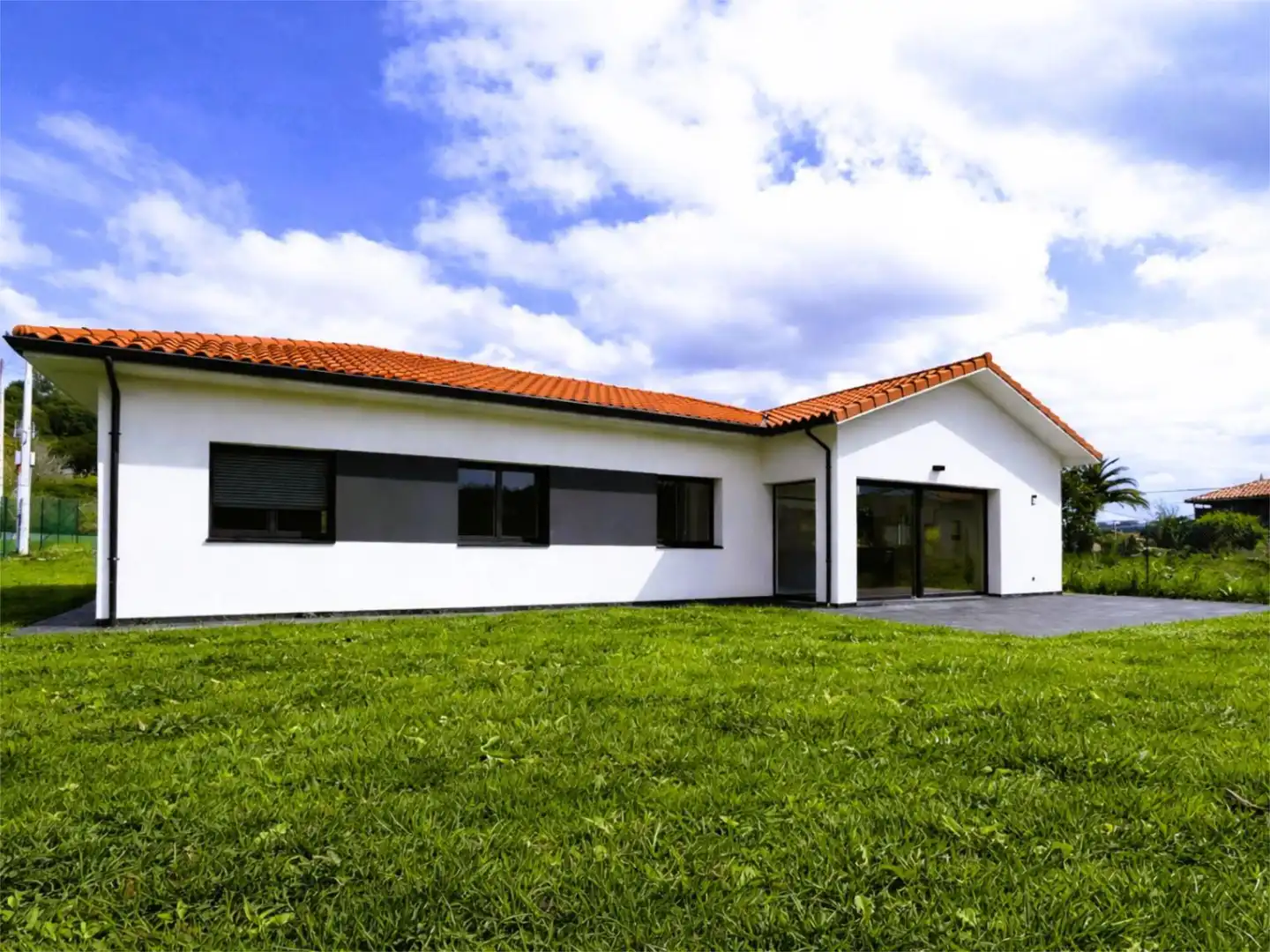 Casa o chalet en venta en Pillarno Vista exterior de Casa o chalet en venta en Castrillón con Terraza