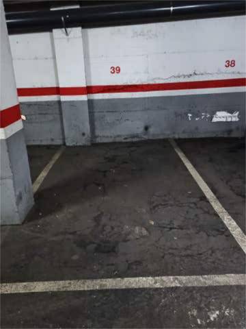 Garaje en Alquiler en Diagonal - Colomeres