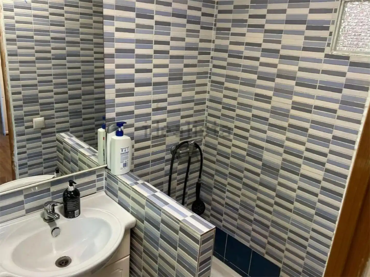 Flat for sale in Carrer de la Torre Bovera, 12, Sant Andreu de la Barca Bathroom of Flat for sale in Sant Andreu de la Barca with Air Conditioner, Heating and Private garden