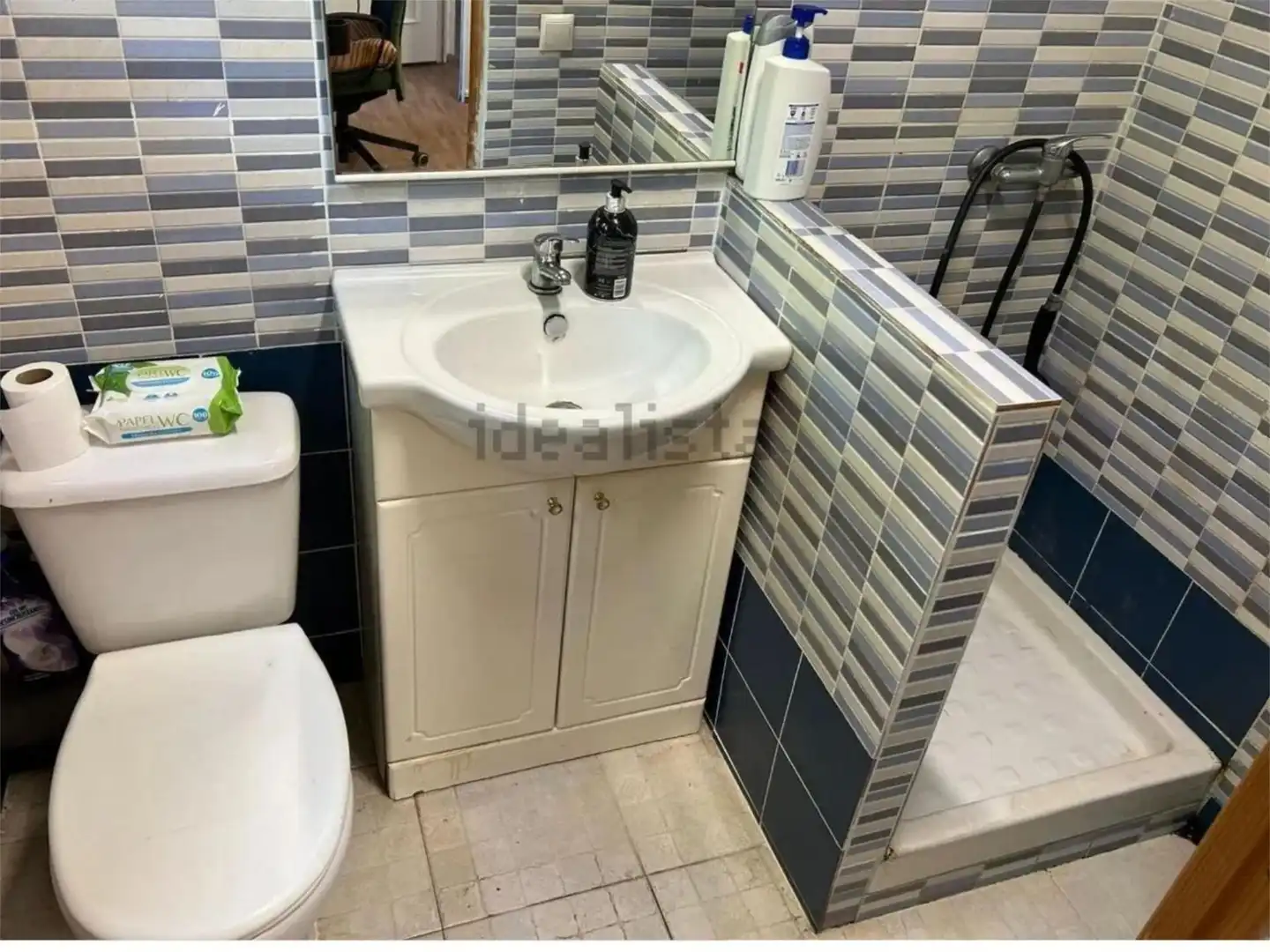 Flat for sale in Carrer de la Torre Bovera, 12, Sant Andreu de la Barca Bathroom of Flat for sale in Sant Andreu de la Barca with Air Conditioner, Heating and Private garden