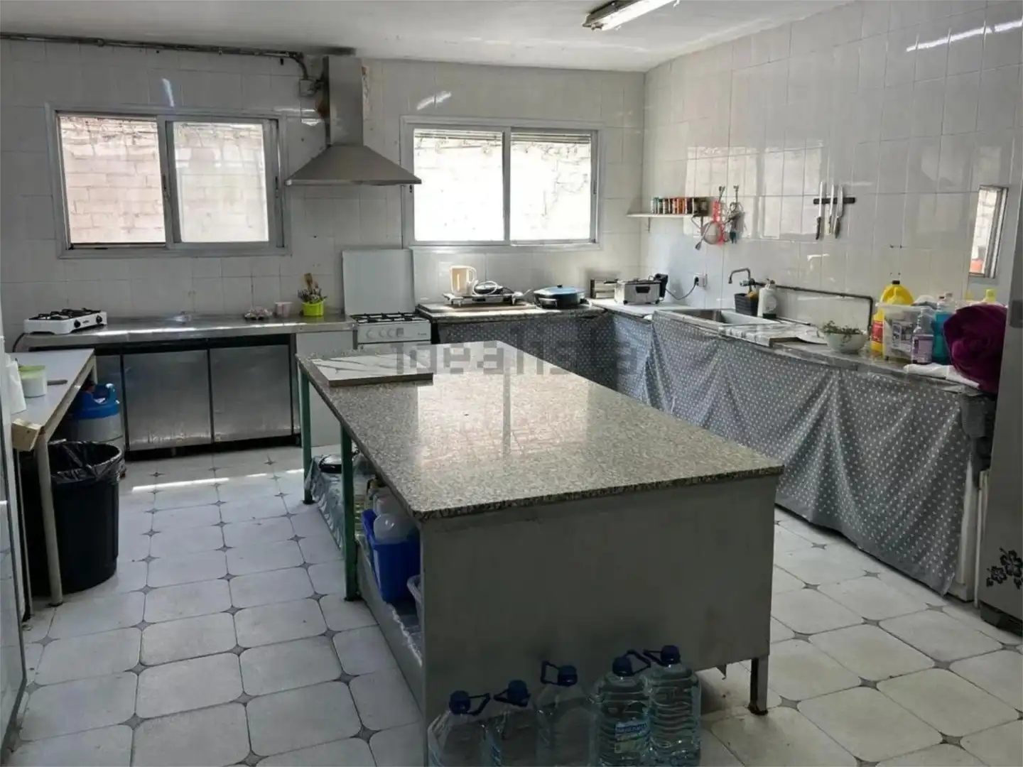 Flat for sale in Carrer de la Torre Bovera, 12, Sant Andreu de la Barca Kitchen of Flat for sale in Sant Andreu de la Barca with Air Conditioner, Heating and Private garden