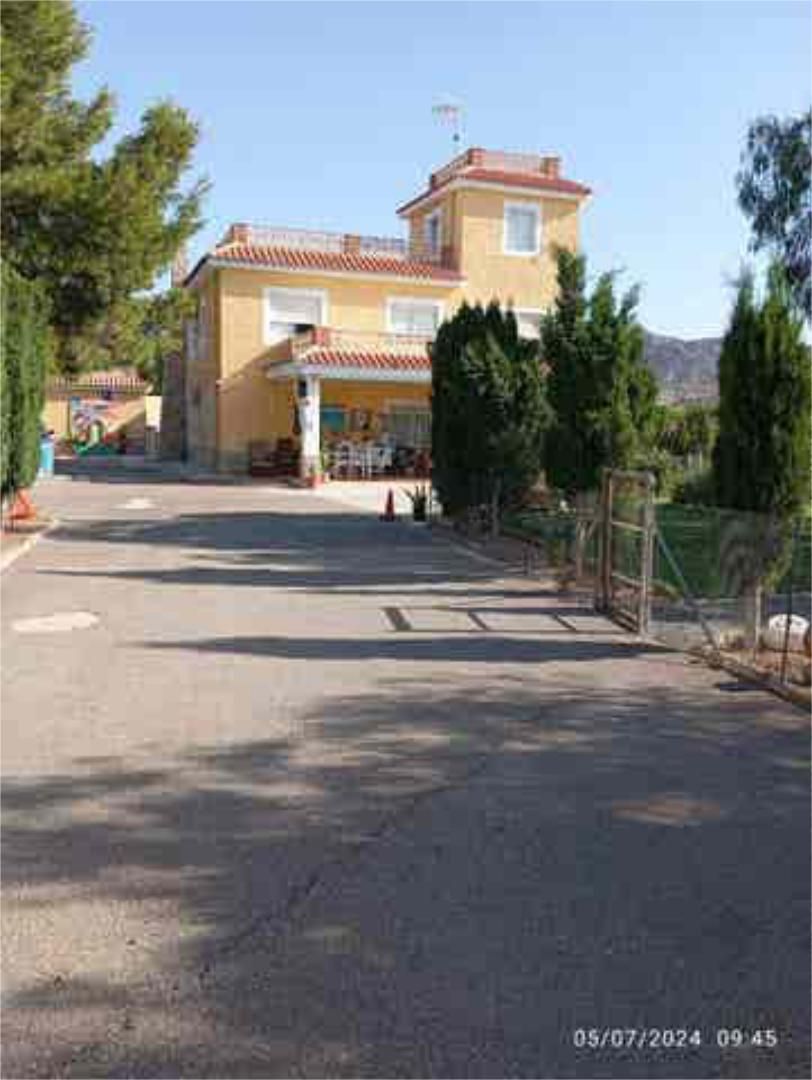 Vista exterior de Casa adosada en venda en Alicante / Alacant amb Jardí privat, Terrassa i Traster