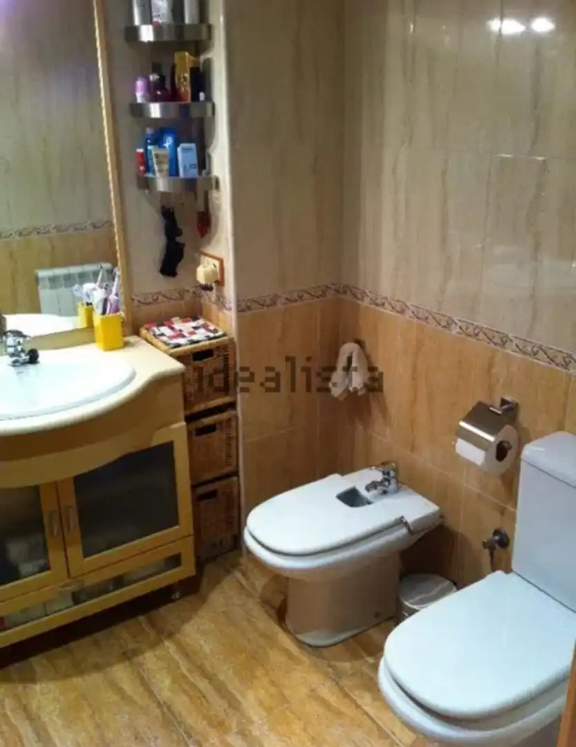 Flat for sale in Carrer Sòcrates, 169, Vilanova del Camí Bathroom of Flat for sale in Vilanova del Camí with Air Conditioner and Balcony