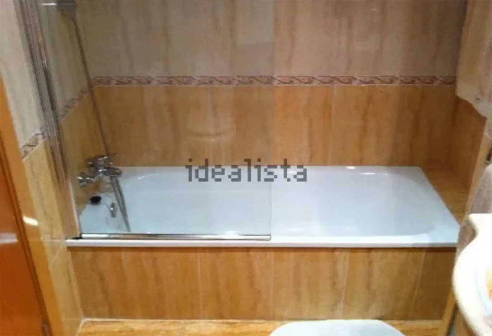 Flat for sale in Carrer Sòcrates, 169, Vilanova del Camí Bathroom of Flat for sale in Vilanova del Camí with Air Conditioner and Balcony