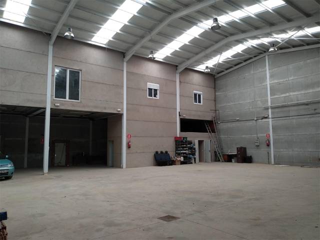 Local comercial en Venta en Calle Pi Santa Ana 3, 6 en Villarrubia de los Ojos