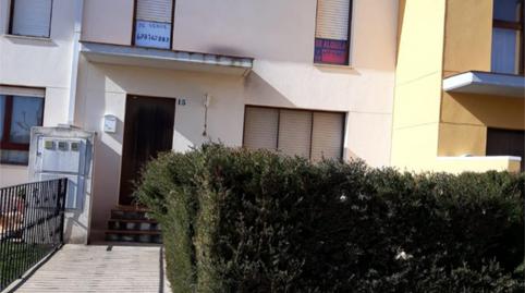 Foto 2 de Casa adosada en venda a Avenida Parras de Castellote, 13, Aguaviva, Teruel