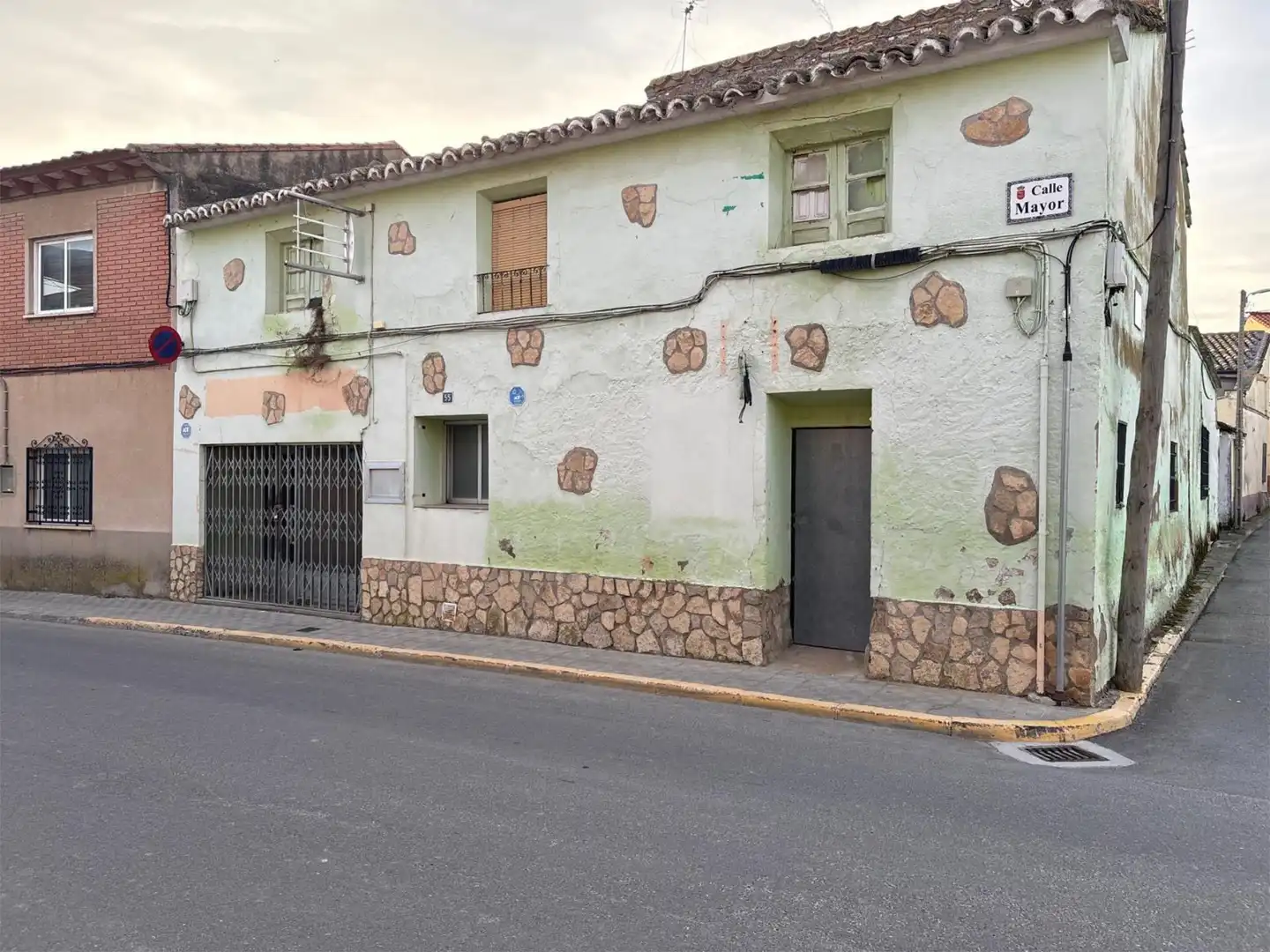Casa adosada en venda a Calle Mayor, 55, Gurrea de Gállego Vista exterior de Casa adosada en venda en Gurrea de Gállego