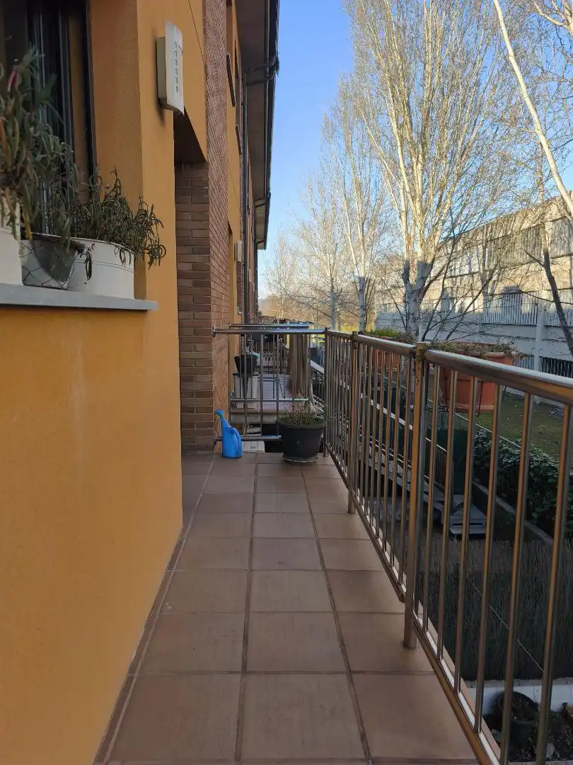 Casa adosada en venta en Carrer de Rector de Vallfogona, 51, Estadi - Santa Anna Terraza de Casa adosada en venta en Vic con Calefacción, Terraza y Balcón