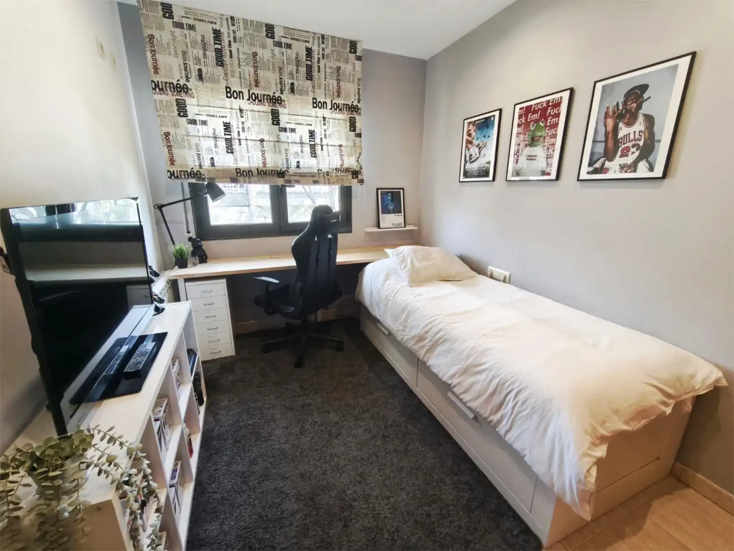 Casa adosada en venta en Carrer de Rector de Vallfogona, 51, Estadi - Santa Anna Habitación de Casa adosada en venta en Vic con Calefacción, Terraza y Balcón
