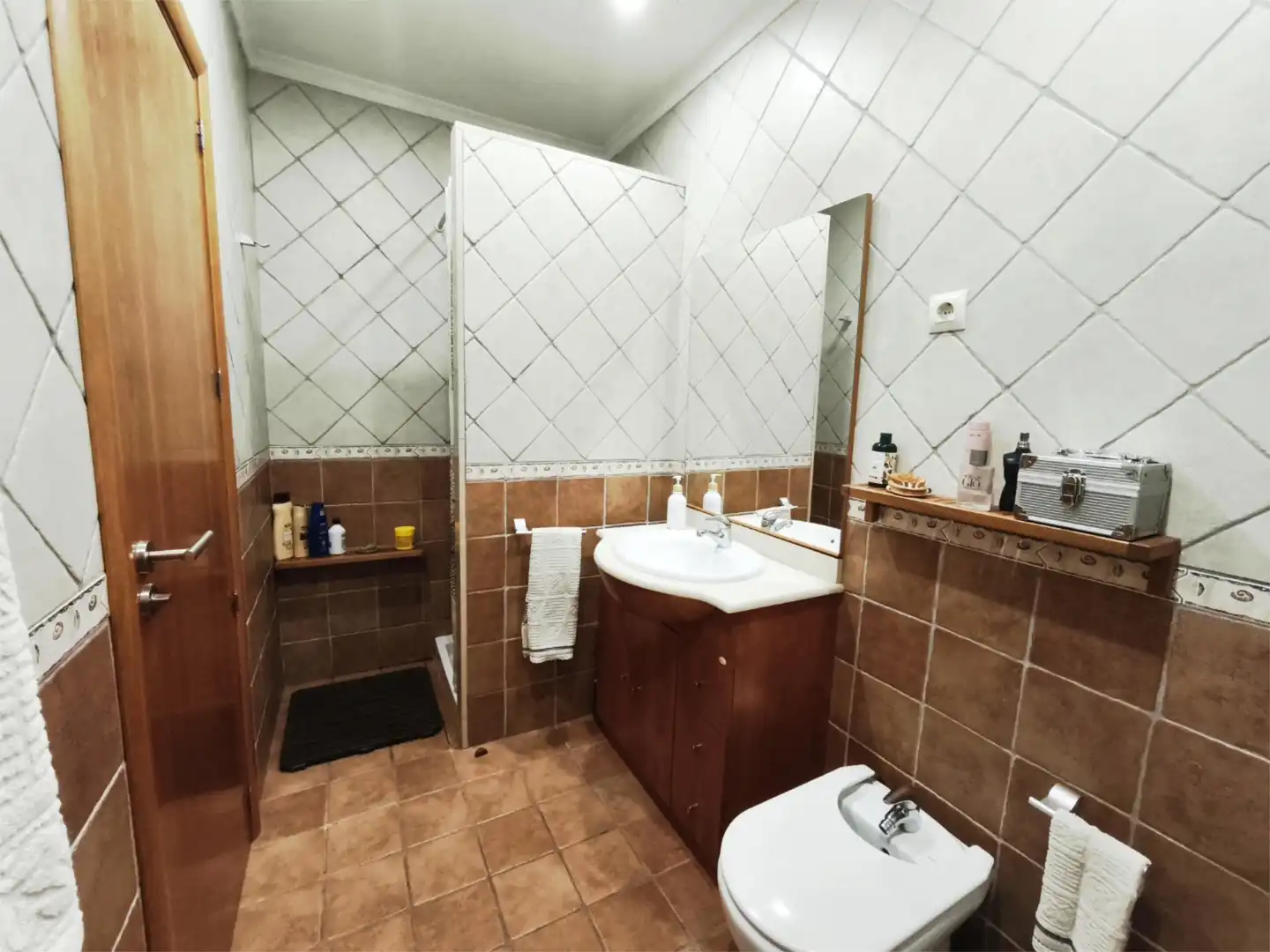 Casa adosada en venta en Carrer de Rector de Vallfogona, 51, Estadi - Santa Anna Baño de Casa adosada en venta en Vic con Calefacción, Terraza y Balcón