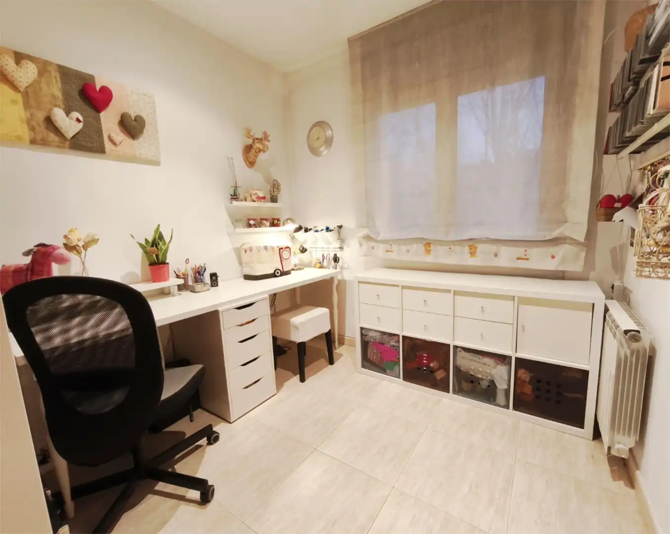 Casa adosada en venta en Carrer de Rector de Vallfogona, 51, Estadi - Santa Anna Habitación de Casa adosada en venta en Vic con Calefacción, Terraza y Balcón