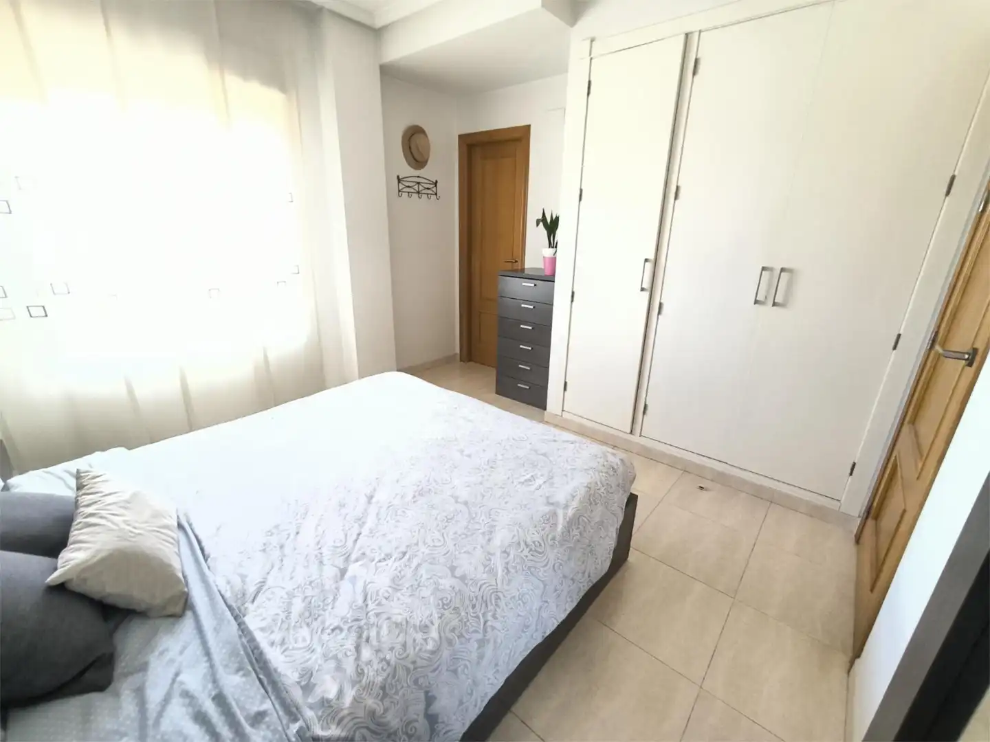 Piso en venta en Calle Jacinto Benavente, 13, Almoradí Habitación de Piso en venta en Almoradí con Aire acondicionado y Terraza