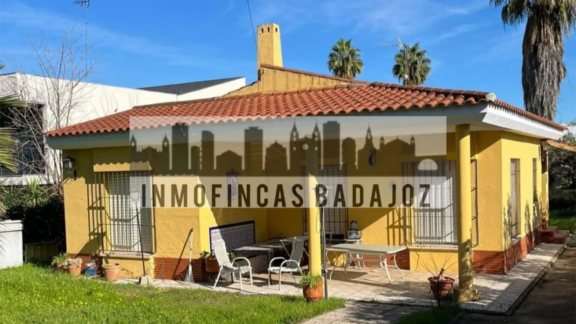 Exterior view of Flat for sale in Badajoz Capital  with Air Conditioner, Heating and Private garden