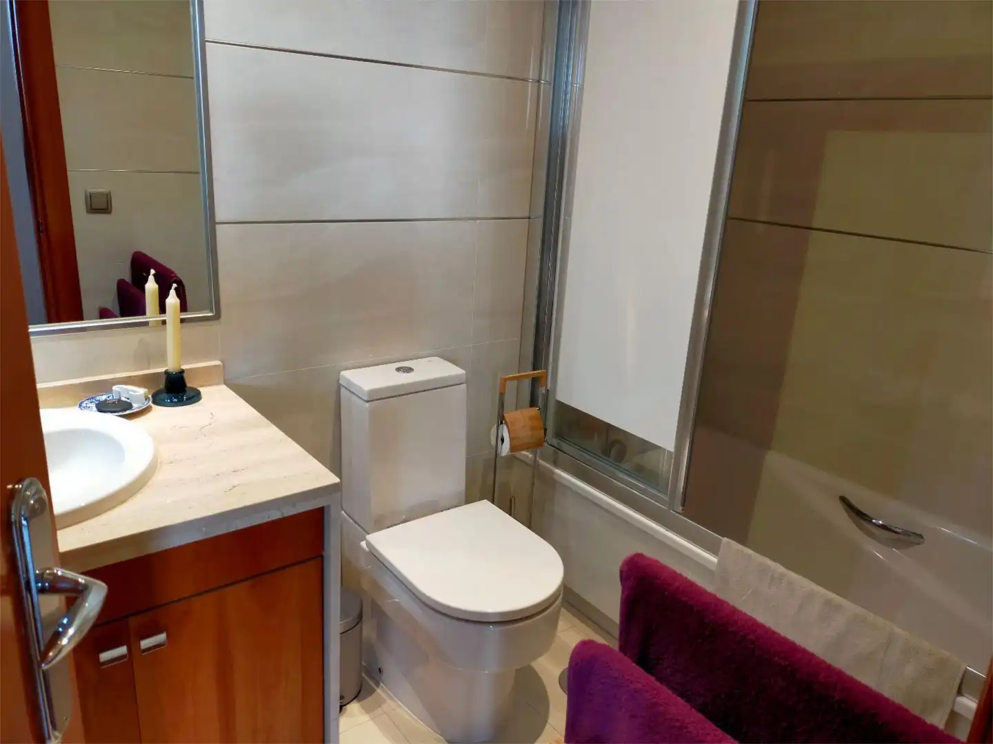 Flat for sale in Calle Playa de San Juan, 15, Timón Bathroom of Flat for sale in Madrid with Air Conditioner, Heating and Private garden