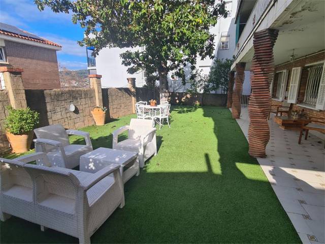 Piso en Venta en Passeig de la Font d'en Fargas, 30 en La Font d'en Fargues