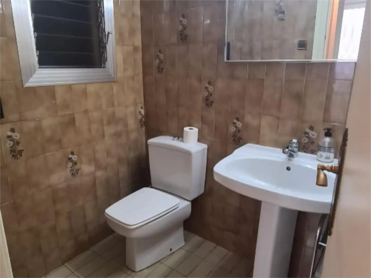 Piso en venta en Passeig de la Font D'en Fargas, 30, La Font d'en Fargues Baño de Piso en venta en Barcelona Capital con Terraza