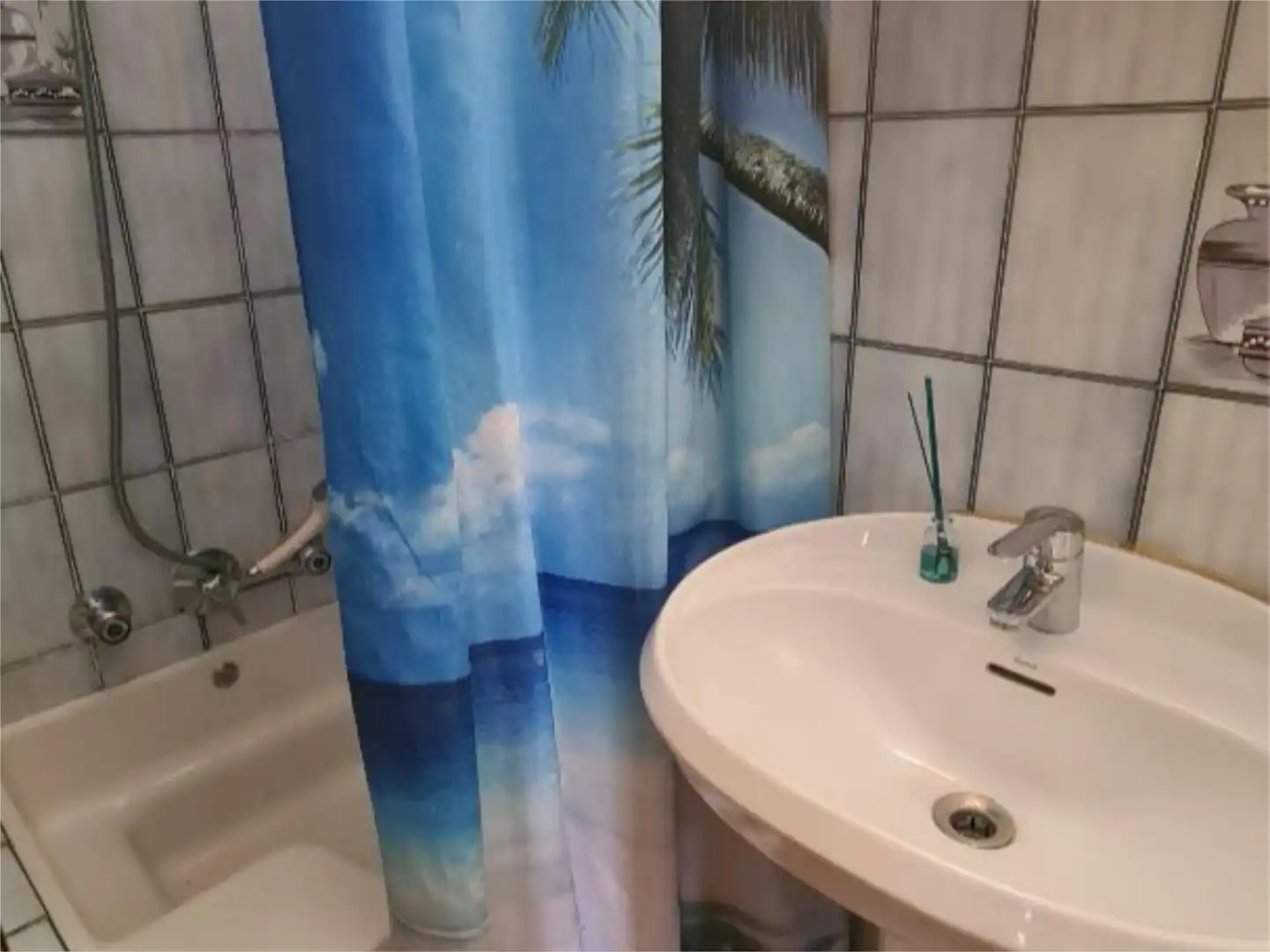 Piso en venta en Passeig de la Font D'en Fargas, 30, La Font d'en Fargues Baño de Piso en venta en Barcelona Capital con Terraza