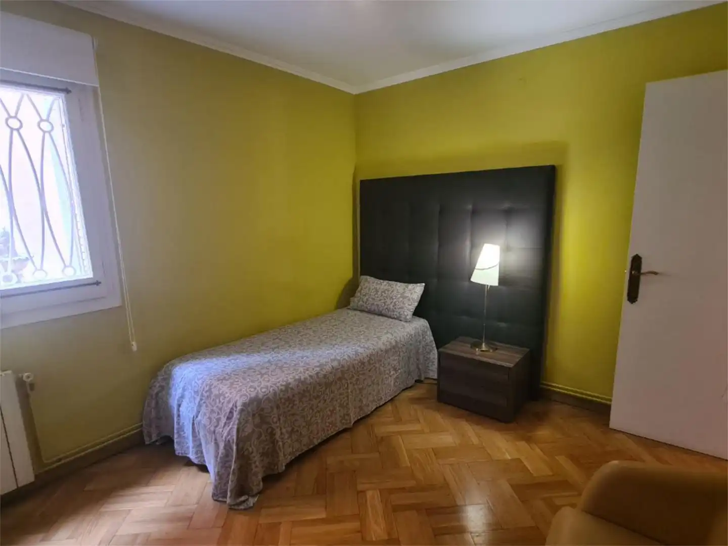 Piso en venta en Passeig de la Font D'en Fargas, 30, La Font d'en Fargues Habitación de Piso en venta en Barcelona Capital con Terraza