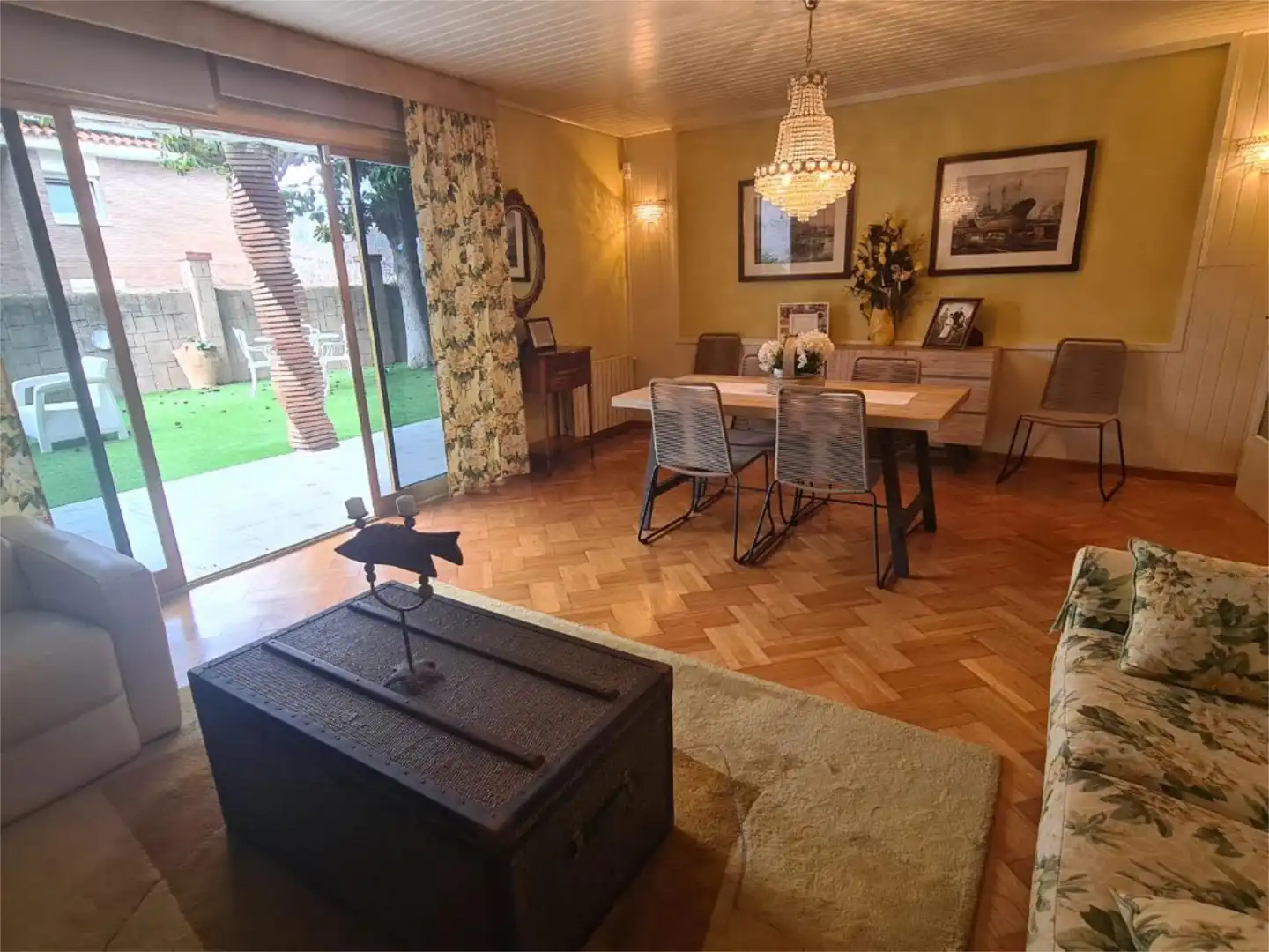 Piso en venta en Passeig de la Font D'en Fargas, 30, La Font d'en Fargues Comedor de Piso en venta en Barcelona Capital con Terraza