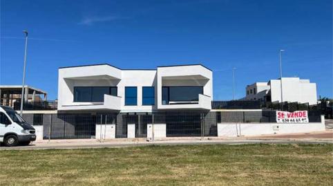 Foto 4 de Casa adosada en venda a Aldeatejada, Salamanca