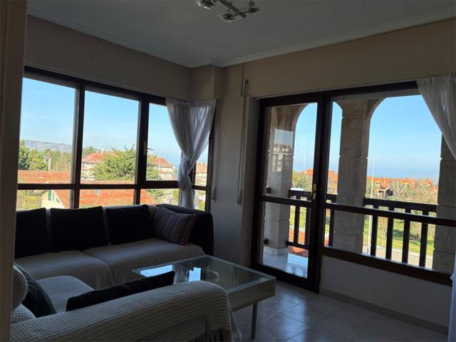 Piso en Venta en Calle Los Pinares, 45 en Ris