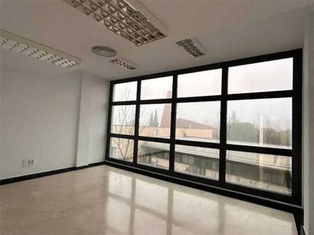 Piso en Alquiler en Calle Perú, 8 en Zona Norte