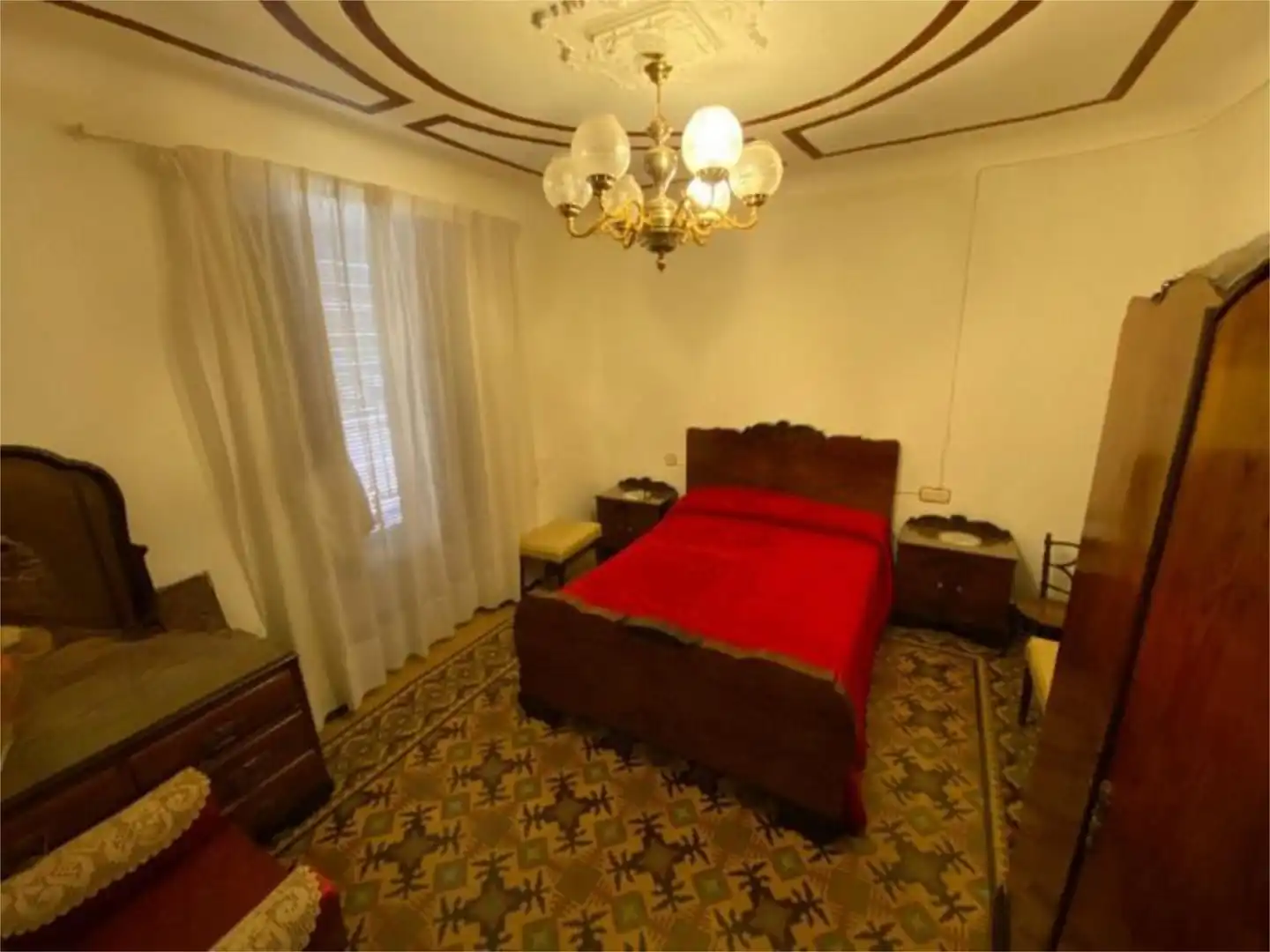 Casa adosada en venda a Calle Pablo Picasso, 48, Balazote Dormitori de Casa adosada en venda en Balazote amb Balcó