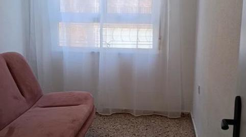 Foto 4 de Casa adosada de lloguer a Calle de Cristóbal Amorós, 101, El Carril - Paseo de Chapi, Villena