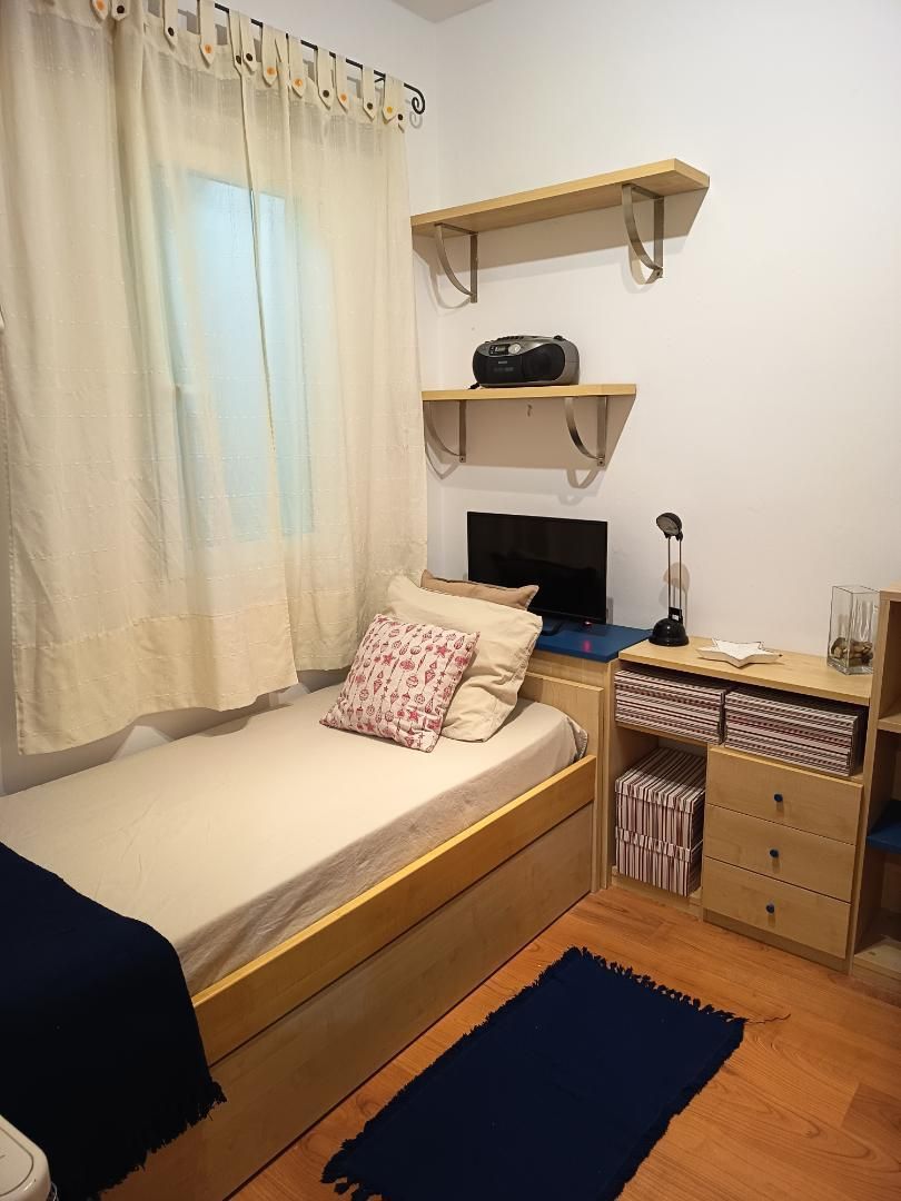 Schlafzimmer von Wohnung zur untervermieten in L'Hospitalet de Llobregat mit Klimaanlage, Heizung und Parkett