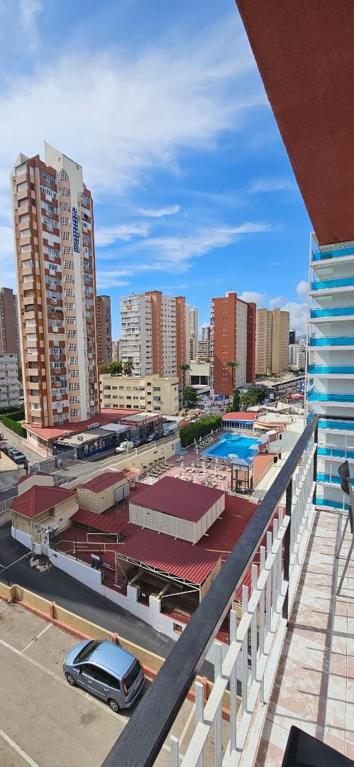 Piso de alquiler en Calle de Amsterdam, 3, Rincón Alto Vista exterior de Piso de alquiler en Benidorm con Aire acondicionado, Calefacción y Amueblado