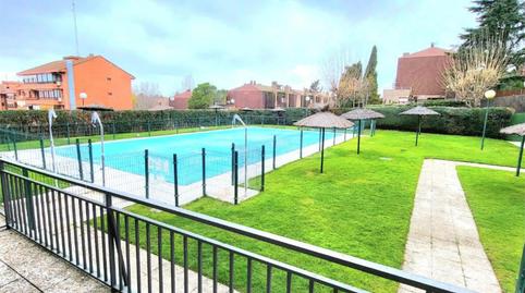 Foto 2 de Dúplex de alquiler en Calle de Iregua, 2, El Burgo, Las Rozas de Madrid