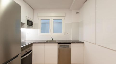 Photo 4 of Flat for rent in Calle de Tomás Zumalacárregui, 32, Paseo Sagasta,  Zaragoza Capital